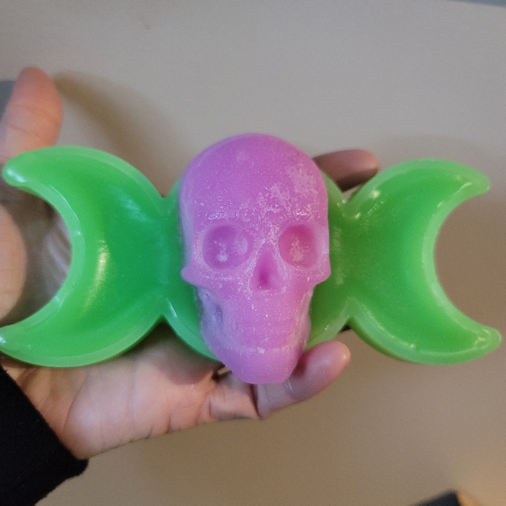 Witchy candle